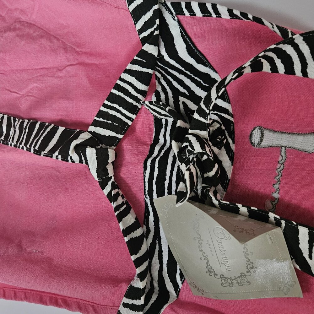 NWT Wine Opener My Favorite Kitchen Utensil Apron in Hot Pink & Zebra Print - Picture 8 of 10